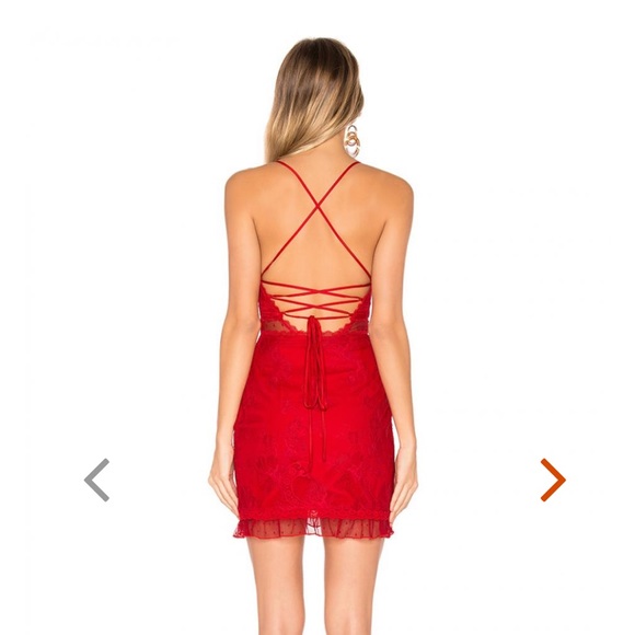 Red cocktail dress size xs, perfect condition worn twice - Picture 2 of 4